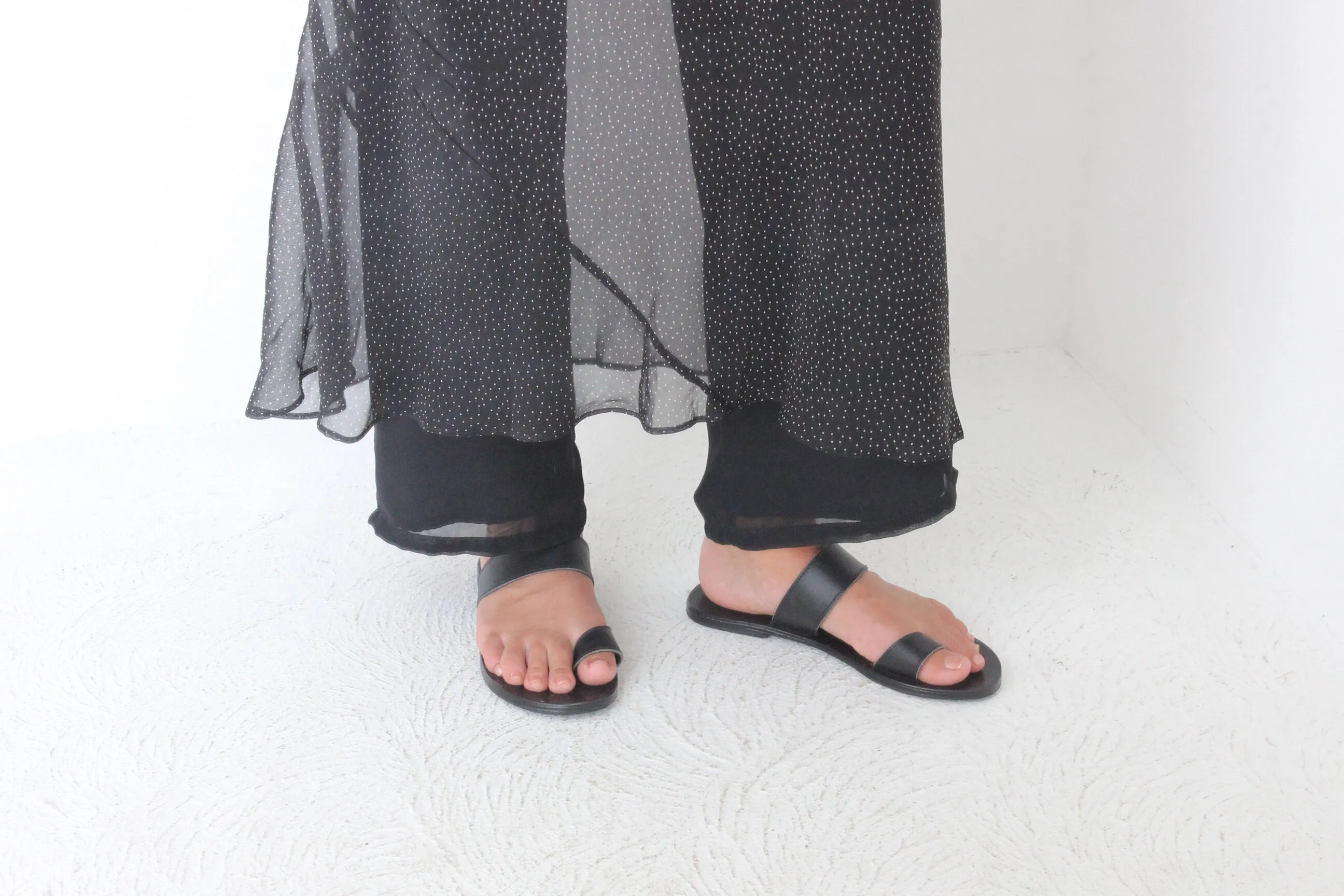 Custom Made Indonesian Minimal Black Leather Sandals ~ Euro 40