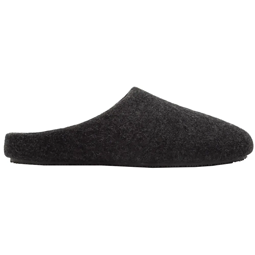 Zander Slip On Slippers